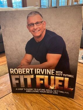 Robert Irvine Fit Fuel Cookbook - Black Cover